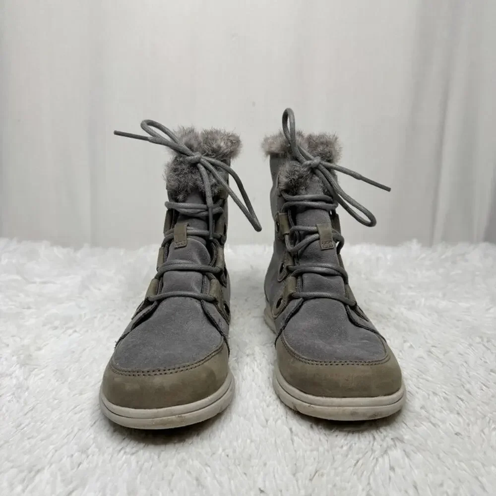 SOREL / gray Explorer Joan waterproof lace up faux fur suede leather boots / 6